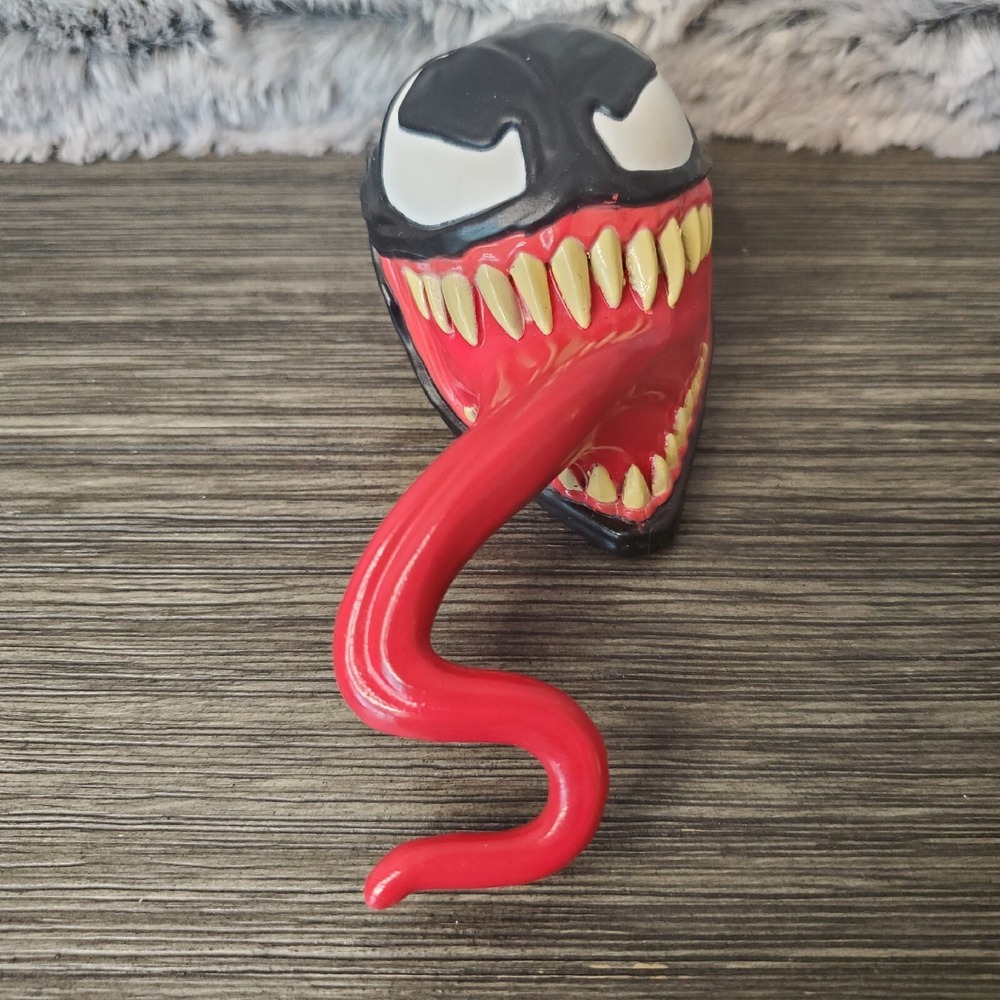 Marvel Venom Villian Mini Action Figure Doll Mask Sharp Teeth Long Tongue
